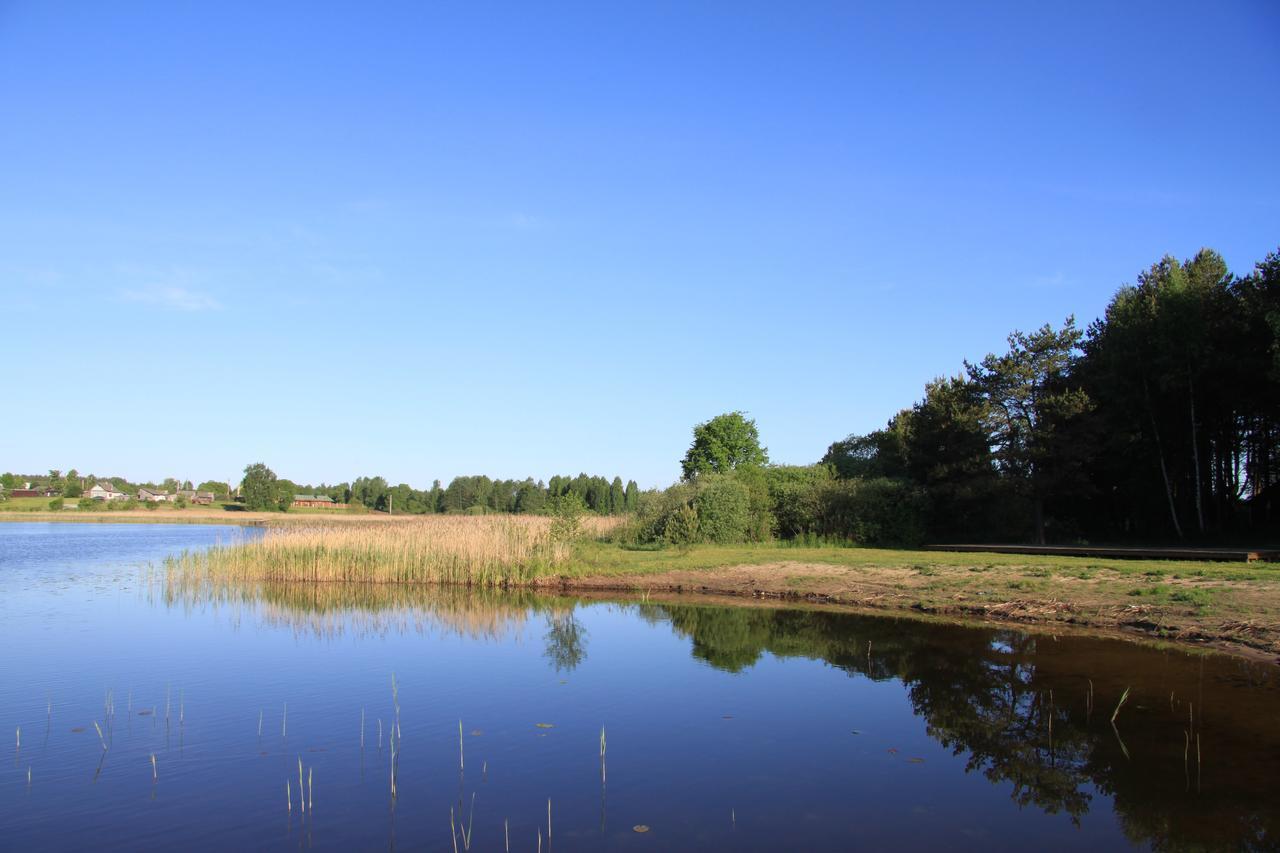 Duck Lake Villa Полацк Екстериор снимка